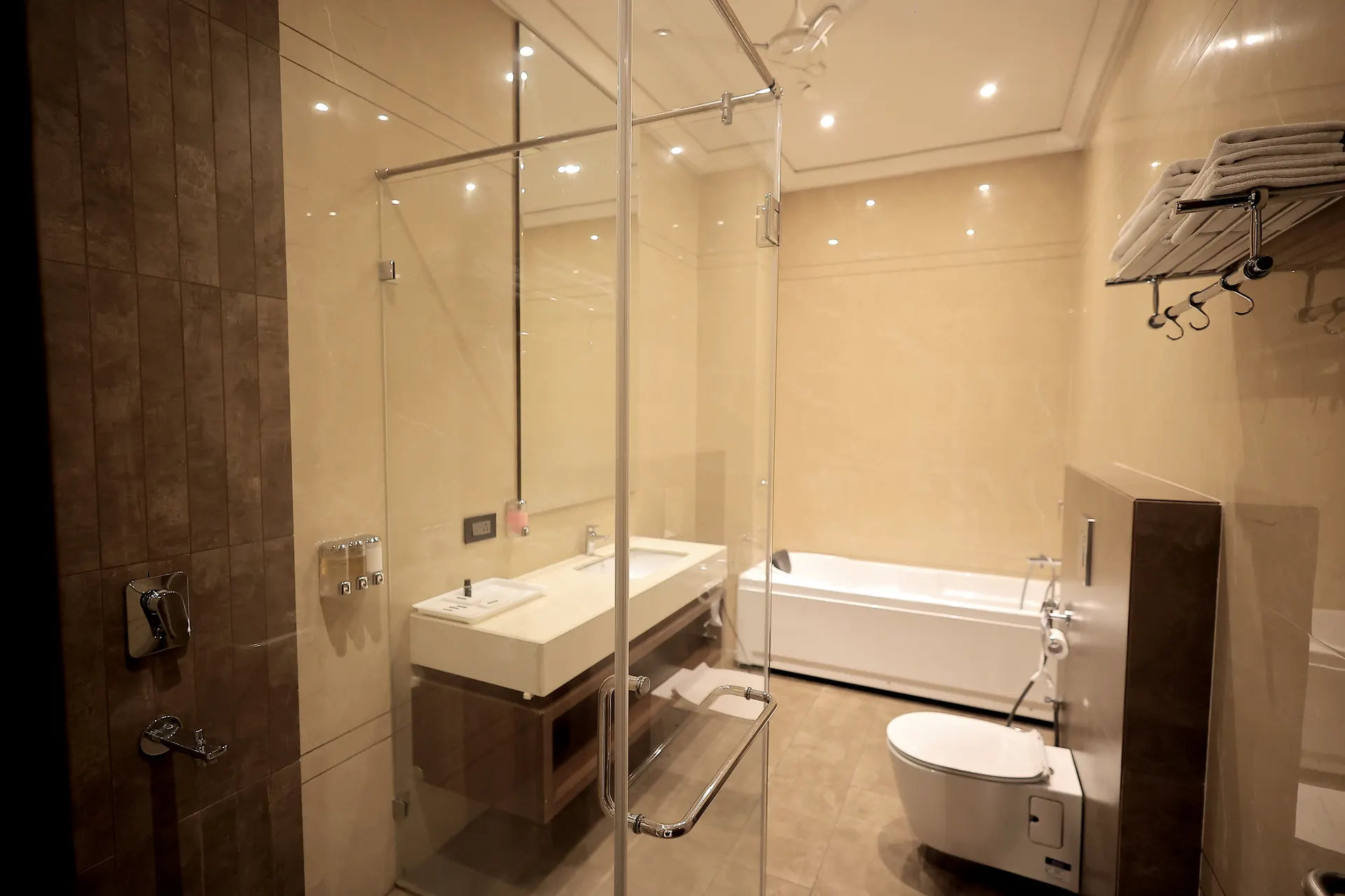 Suite room Ambrosia Grand