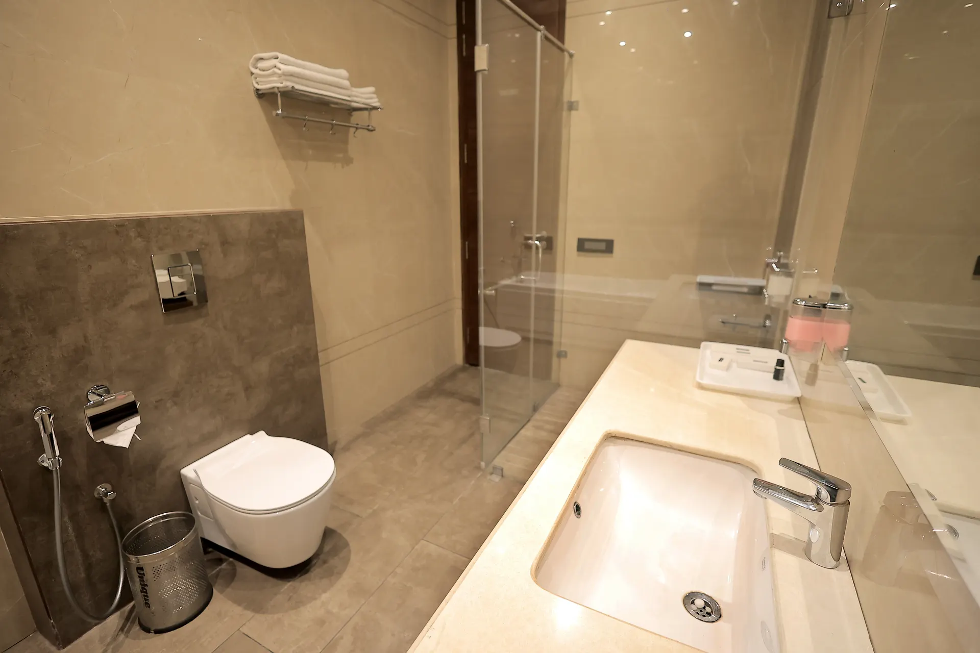Suite room luxury Ludhiana