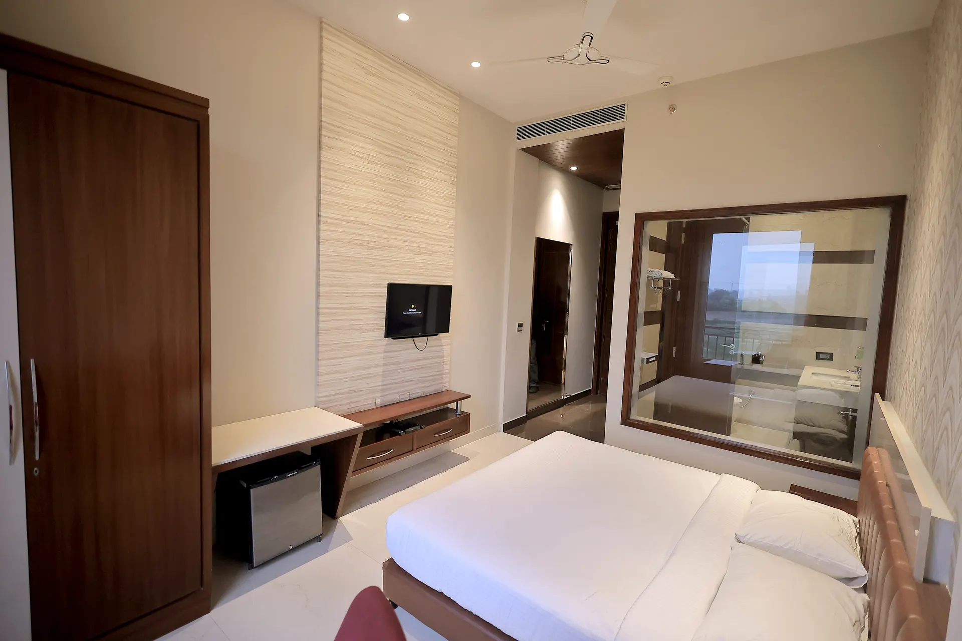 Deluxe room interior Ludhiana